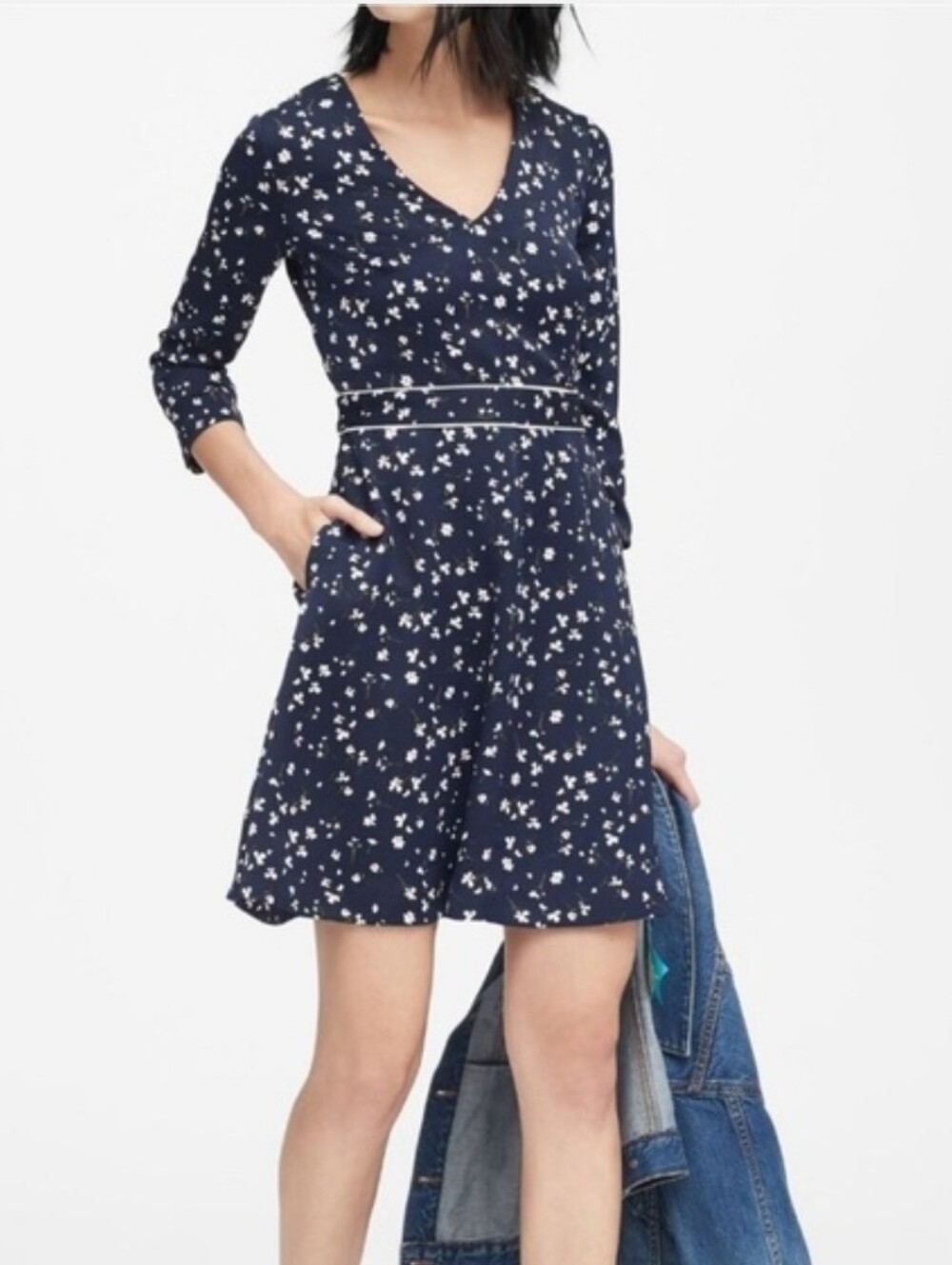 Banana Republic Navy Blue Floral V-Neck Fit & Flare Dress Size XS 00